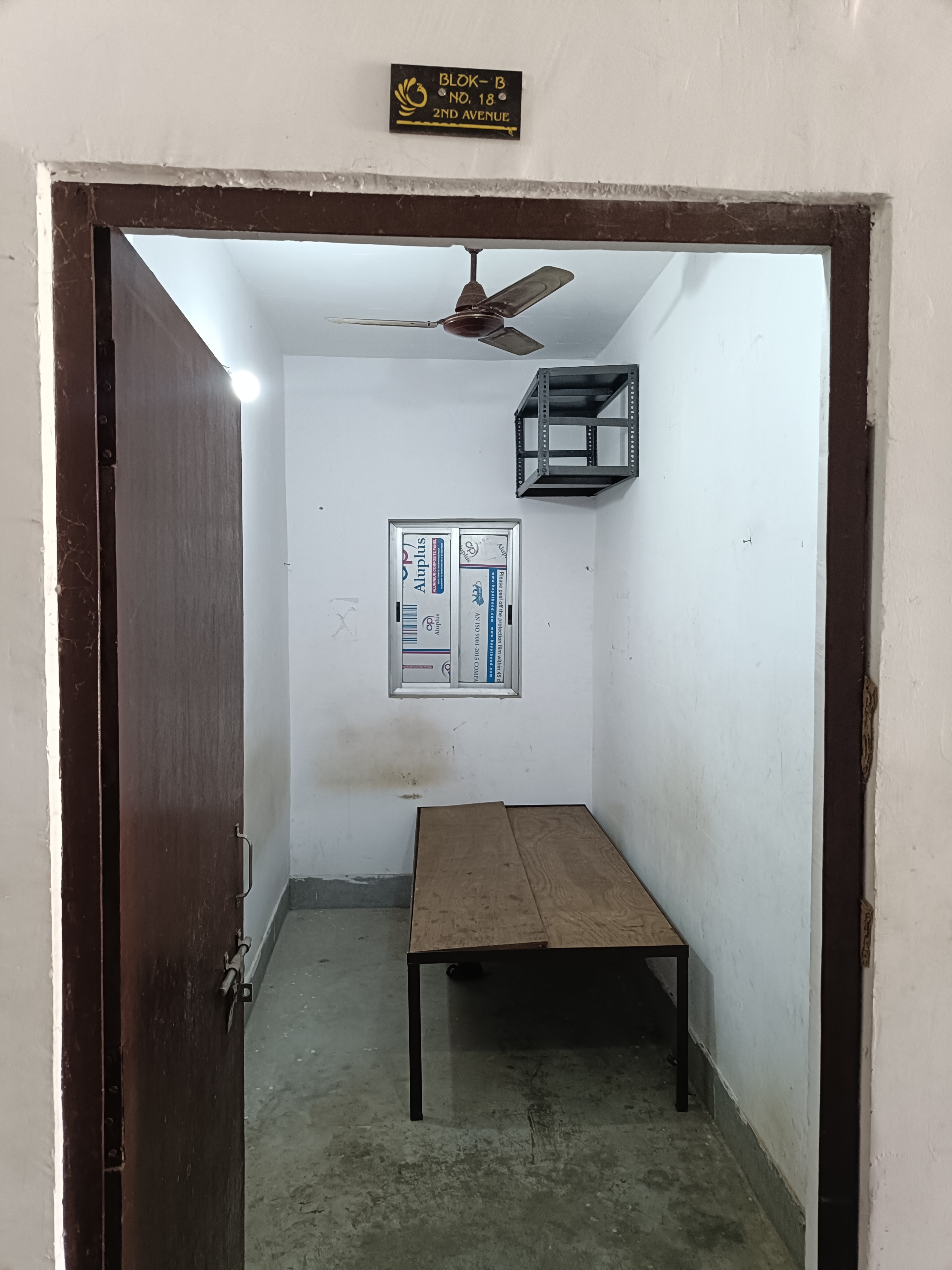 Single Room for Boys in Musan Saw Gali