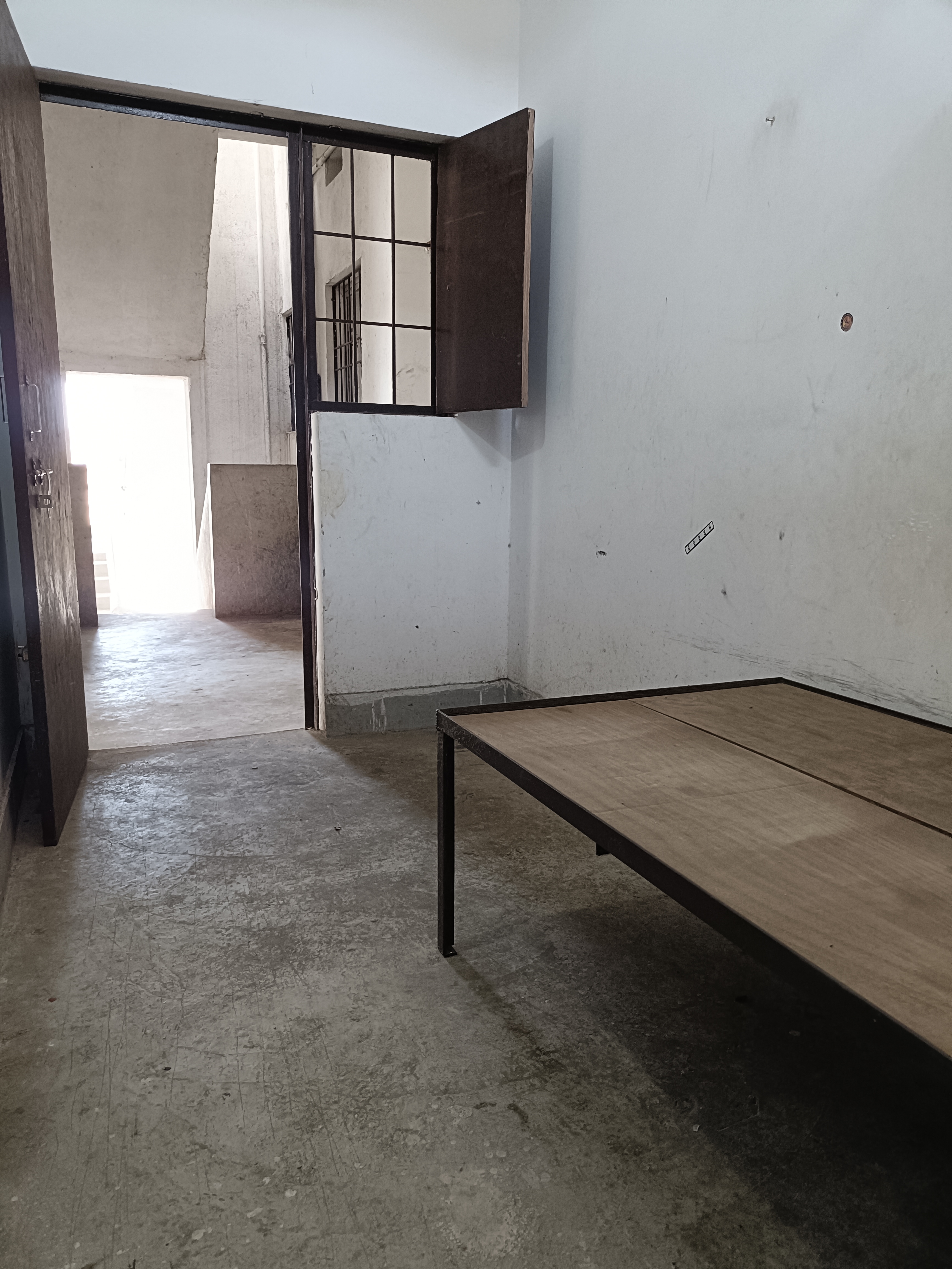 Single Room for Boys in korrah chowk