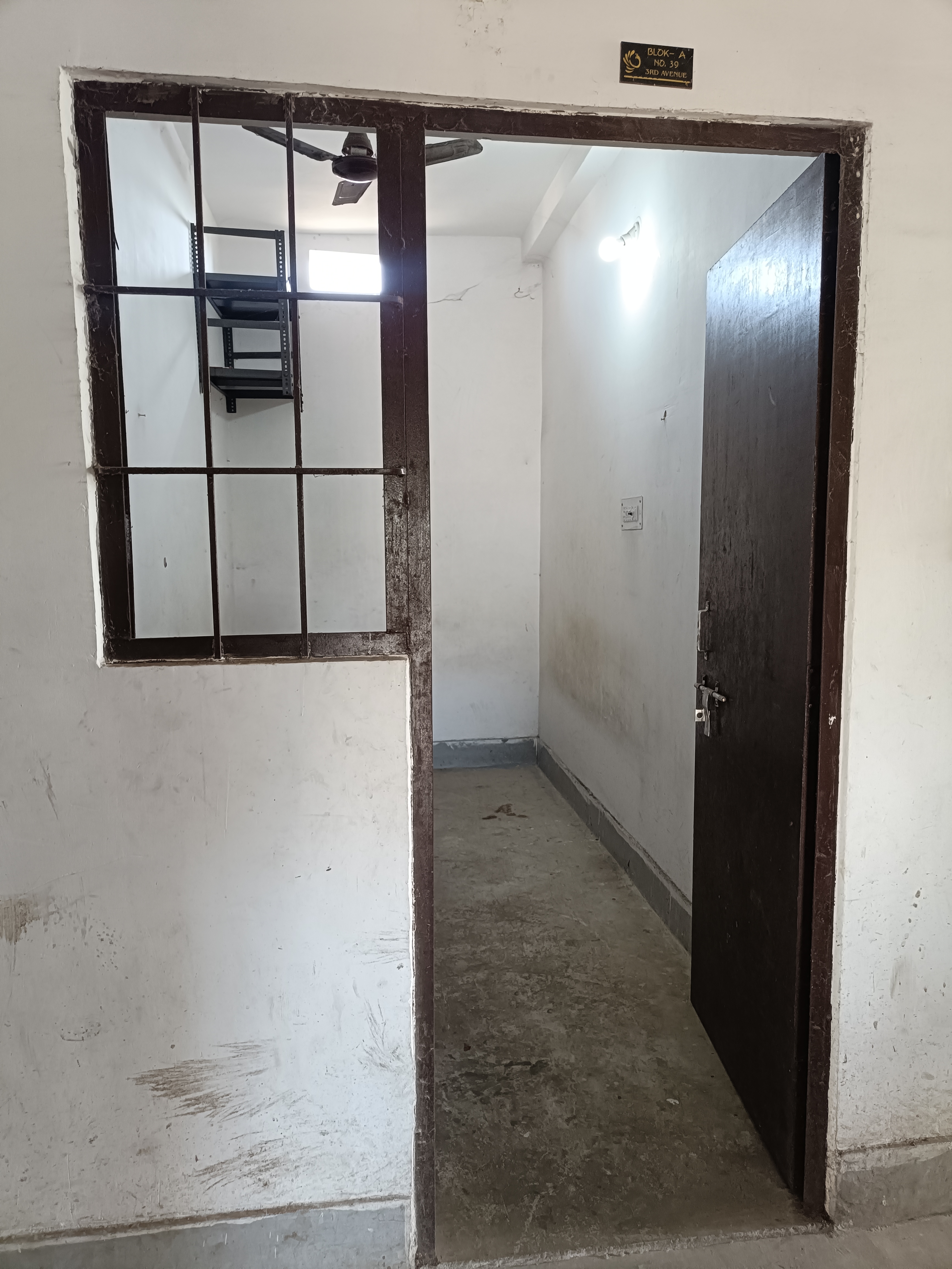 Single Room for Boys in korrah chowk