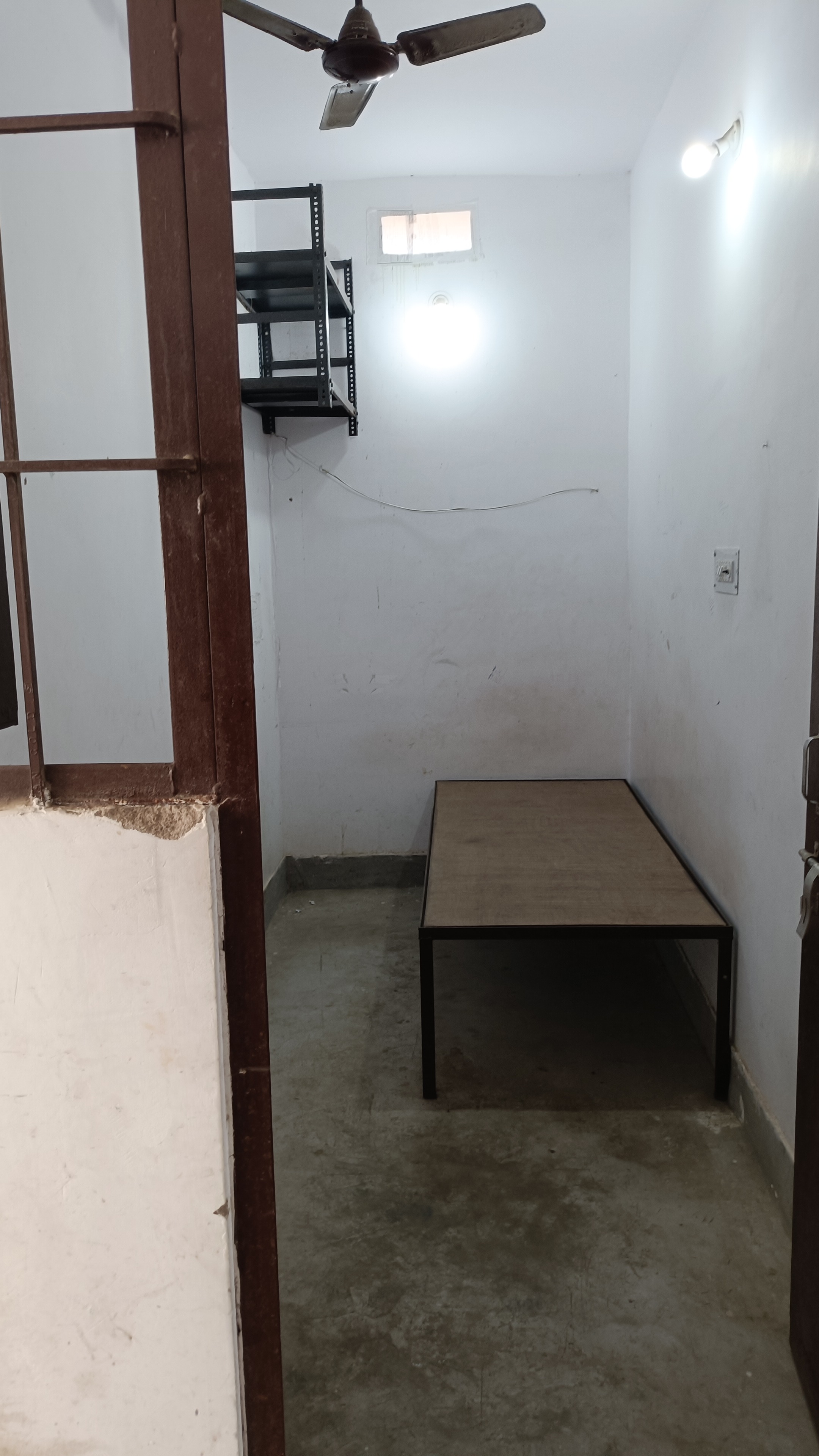 Single Room for Boys in korrah chowk
